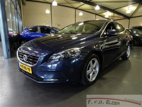 Volvo V40 - 1.6 D2 - 1