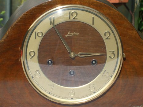 Grote Junghans pendule. - 2