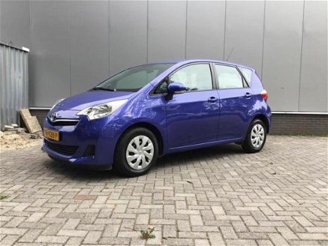 Toyota Verso S - 1.3 VVT-i Dynamic . Automaat - 1