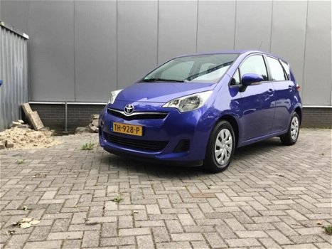 Toyota Verso S - 1.3 VVT-i Dynamic . Automaat - 1