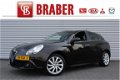 Alfa Romeo Giulietta - 1.4 T Distinctive | Cruise | PDC | 17