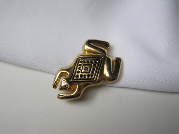 Broche goudkleurige kikker in Inka motief 5.0x3.4 cm - Afbeelding 4