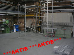 stellingen 4,5 m H x 14,25 m L x 1,25 m B - stelling steiger