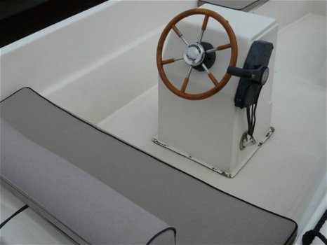 White Boat 500 Console VERKOCHT ! + 25 pk Johnson 4-takt - 6