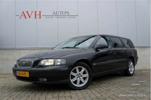 Volvo V70 - 2.4 d5 edition II - 1