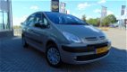 Citroën Xsara Picasso - 1.8I-16V, ECC, Trekhaak, Cruise contr, etc - 1 - Thumbnail