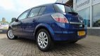 Opel Astra - 1.6I-16V TEMPTATION, Navi, Airco, Cruise Cont, etc.. Dealer Onderhouden - 1 - Thumbnail