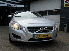 Volvo V60 - 2.4 D5 215 PK D5 215 PK NAV/CRUISE/ECC/TREKHAAK