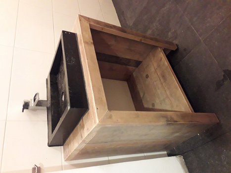 Badkamer meubelen van steigerhout. Op maat gemaakt NIEUW - 3