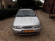 Ford Fiesta - 1.3-8V Trend stuurbekrachteging