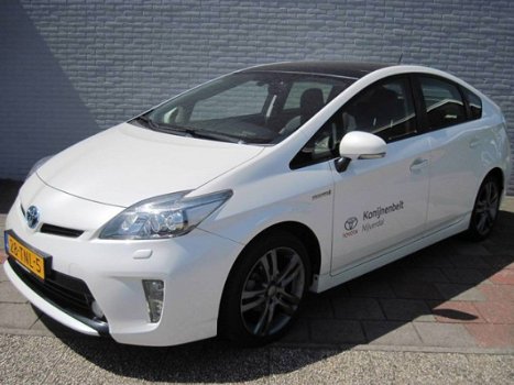 Toyota Prius - 1.8 Full Hybrid Dynamic Business Solar CVT-automaa - 1