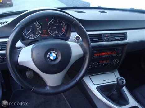 BMW 3-serie Touring - - 320d 6- Bak , executive , Panoramadak - 1