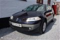 Renault Mégane Grand Tour - 1.6-16V Expression Luxe - 1 - Thumbnail