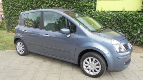 Renault Modus - 1.5 dCi 85 Expression Luxe - 1