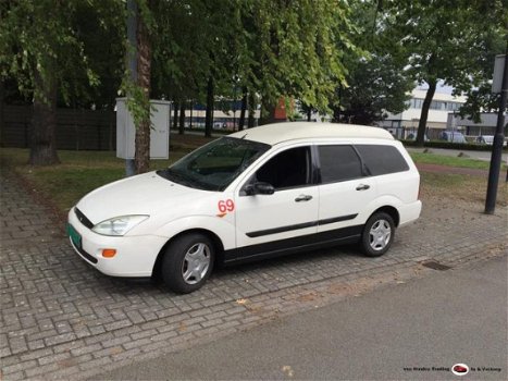 Ford Focus - bedrijfswagen - 1