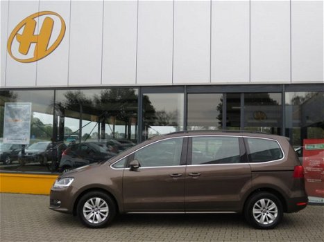 Volkswagen Sharan - 2.0 TDI Comfortline 140pk 5-pers - Navi - 1