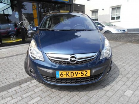 Opel Corsa - 1.3CDTI Cosmo 5-drs navi / ecc / pdc - 1