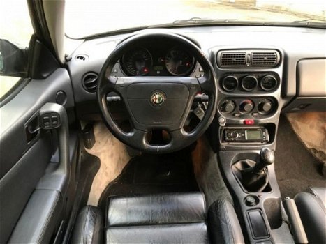 Alfa Romeo GTV - 2.0 16v T.Spark, Leder, LM, Airco, Zeer nette auto - 1