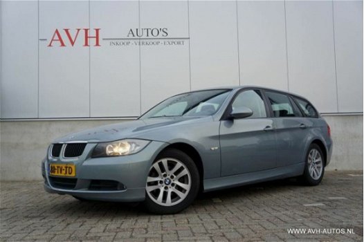 BMW 3-serie Touring - 318D, Lage KM-stand - 1