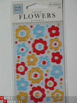 EURO KNALLER: Heidi Grace cheerful bee printed flowers accents