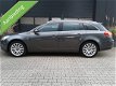 Opel Insignia Sports Tourer - 1.8 Edition AANBIEDING, prijs is incl. 3 mnd GARANTIE!! Nette dealeron - 1 - Thumbnail