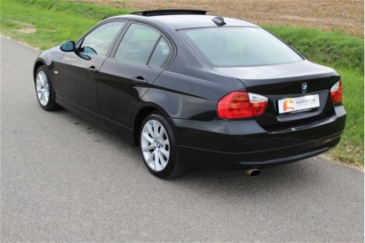 BMW 3-serie - 320i High Executive / NAVI / OPEN DAK / XENON / PDC /LMV - 1