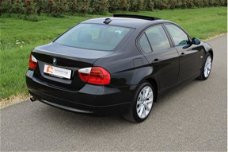 BMW 3-serie - 320i High Executive / NAVI / OPEN DAK / XENON / PDC /LMV