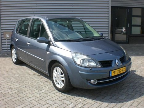 Renault Scénic - 2.0-16V T Tech Line - 1