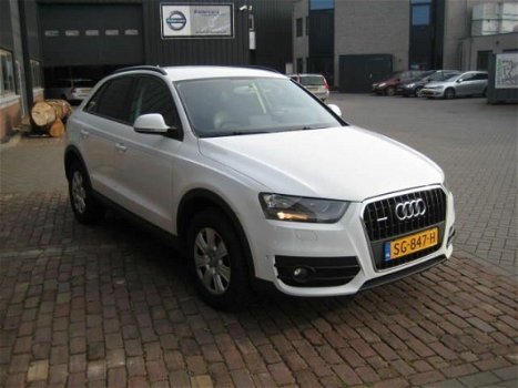 Audi Q3 - 2.0tfsi quattro 155kW s-tronic aut 2012 - 1