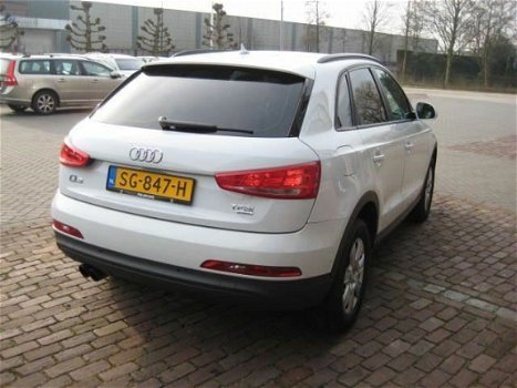 Audi Q3 - 2.0tfsi quattro 155kW s-tronic aut 2012 - 1