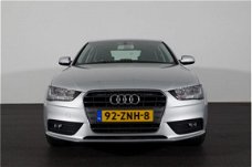 Audi A4 - 2.0 TDI PRO LINE BUSINESS 177 PK | Navi | Cruise Control | Trekhaak afneembaar |