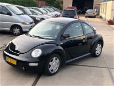 Volkswagen New Beetle - 2.0 Highline/Airco/Stuurbkr