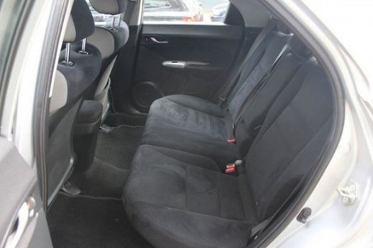 Honda Civic - 1.4 Comfort, 5drs, Airco, NAP, PDC, NAVI, Apk - 1