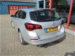 Opel Astra - 1.4 Turbo Cosmo 140pk Half leder , navi , pdc - 1 - Thumbnail