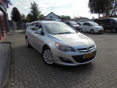 Opel Astra - 1.4 Turbo Cosmo 140pk Half leder , navi , pdc - 1