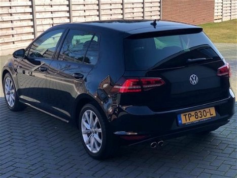 Volkswagen Golf - 1.4 TSI Highline aut pan navi 150pk - 1