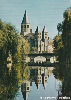 Frankrijk Paray-Le-Monial Basilique du Sacre-Cueur - 1