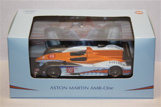1:43 Ixo Aston Martin AMR1 #007 LeMans 2011 Gulf - 1