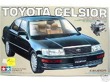 1:24 Tamiya kit Toyota Celsior (Lexus broertje)