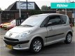 Peugeot 1007 - 1.4 GENTRY AIRCO KEURIGE STAAT - 1 - Thumbnail