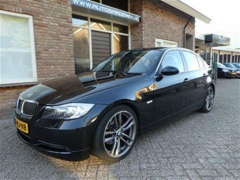 BMW 3-serie - 325i Dynamic Executive Automaat - 1