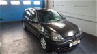 Renault Clio - 1.2-16V AUTHENTIQUE BASIS 5 Deurs jaar APK NAP - 1 - Thumbnail