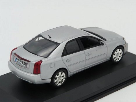 1:43 Norev 910010 Cadillac CTS 2009 US GM sedan silver - 1