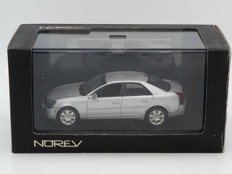 1:43 Norev 910010 Cadillac CTS 2009 US GM sedan silver - 3