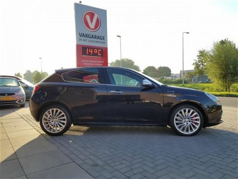 Alfa Romeo Giulietta - 1.4 T Business Executive Clima / Cruise / Elek. ramen + spiegels / LM / NAP - 1