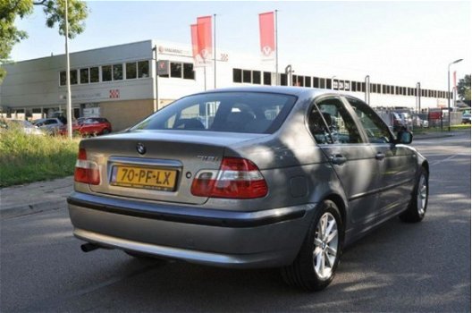 BMW 3-serie - 318i Special Edition LEDER/NAVIGATIE ZEER NETTE STAAT - 1
