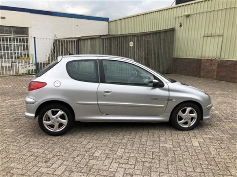 Peugeot 206 - 1.4-16V Quiksilver Zondag's open - 1