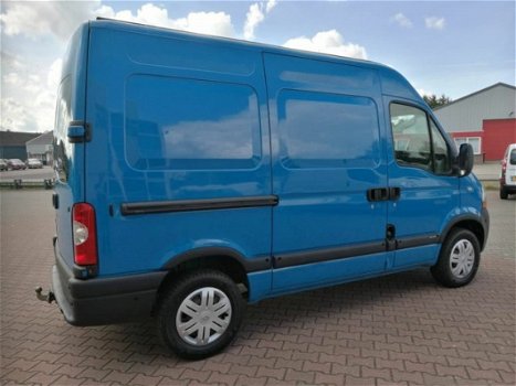 Renault Master - T33 2.5 dCi L1 H2 Airco / Trekhaak / Cruise Control - 1