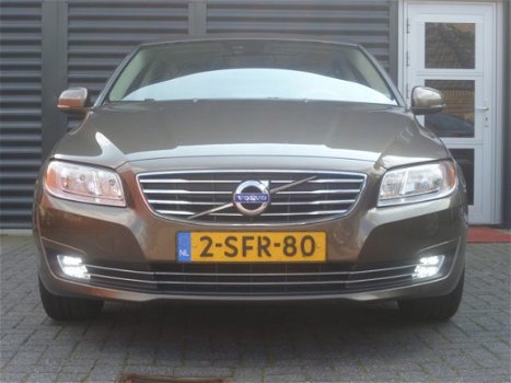 Volvo V70 - (MY 2014 )LEER, NAVI, STOELVERW., ELEK.KLEP - 1