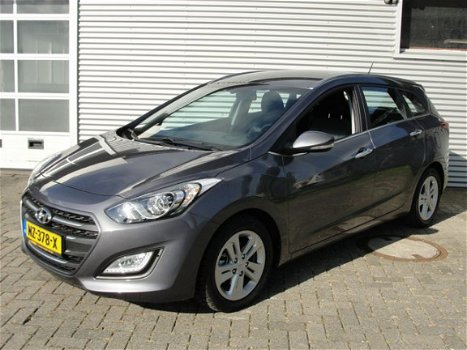 Hyundai i30 Wagon - 100pk Airco I Pdc I Bleutooth - 1